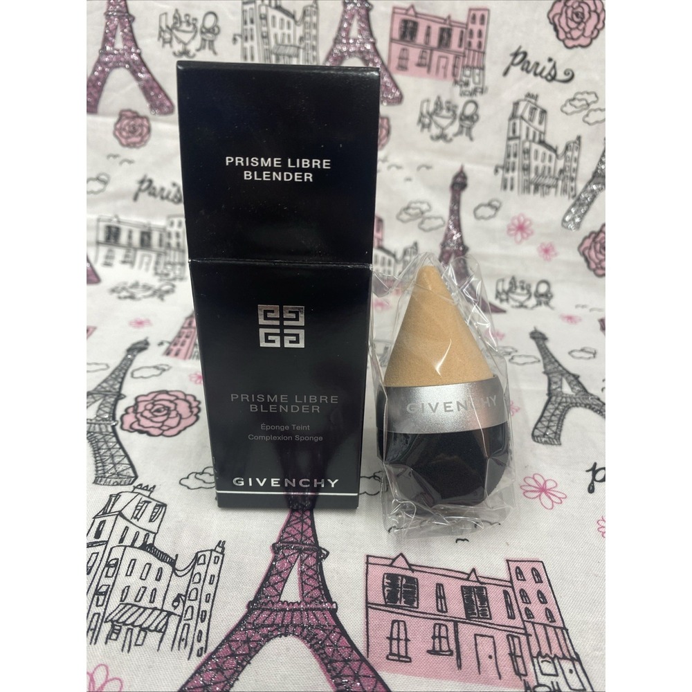 Givenchy Prisme Libre Complexion Sponge Blender